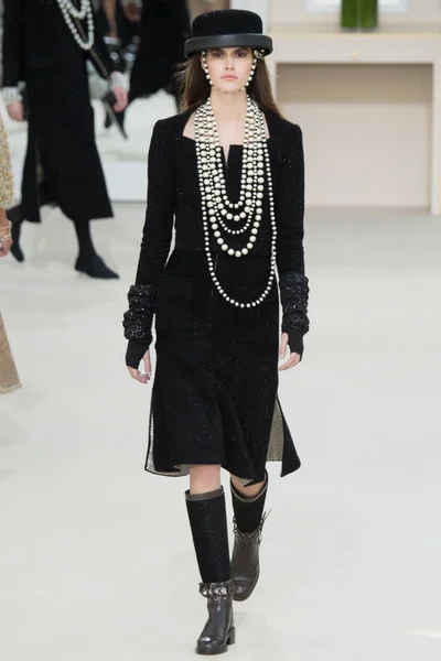 Look 52